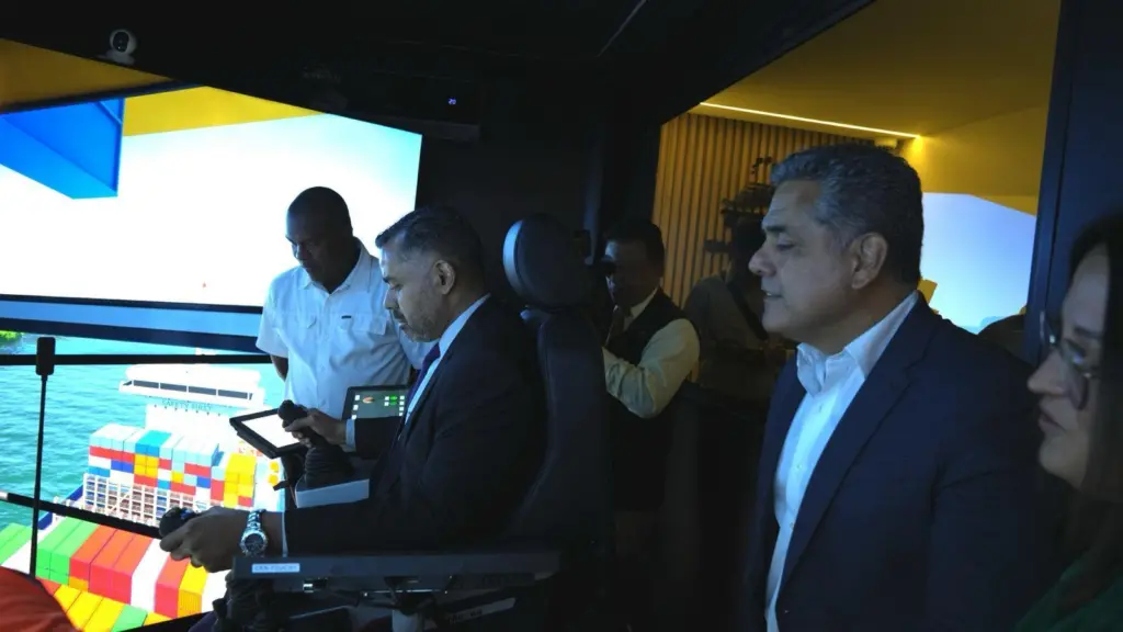 people using a training simulator