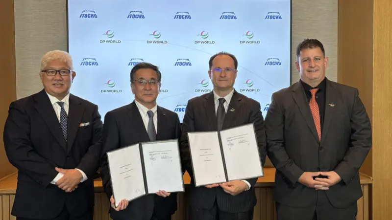 Members of DP World and ITOCHU at a memorandum of understanding signing ceremony