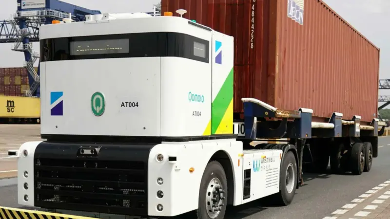 autonomous truck at Port of Felixstowe