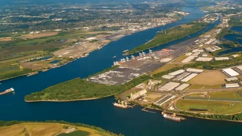 Aerial image of Oregon Container Terminal