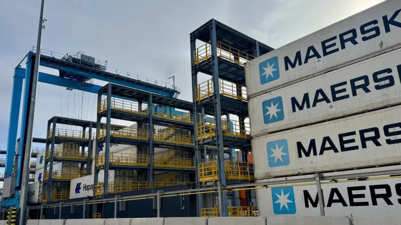 Reefer monitoring system at Rijeka Gateway with Maersk containers to right