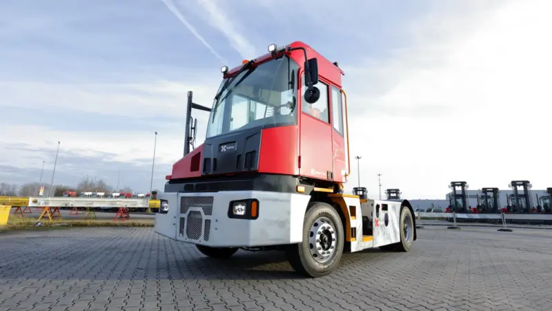Kalmar TT7 terminal tractor