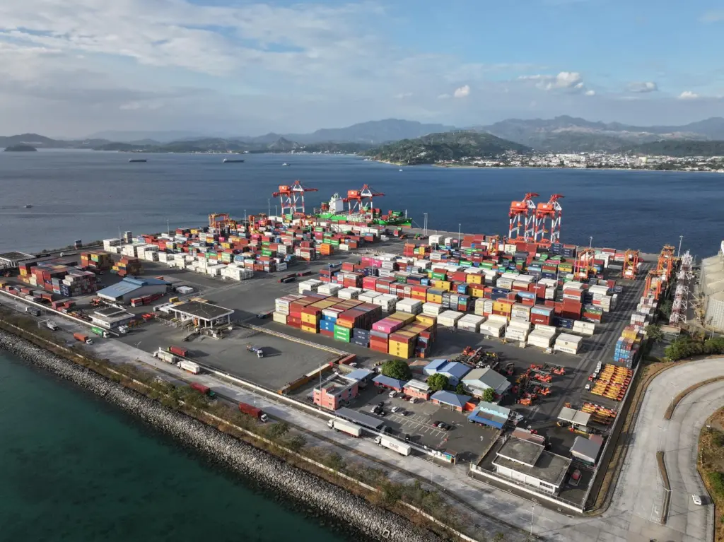 00_338895_subic1_798753