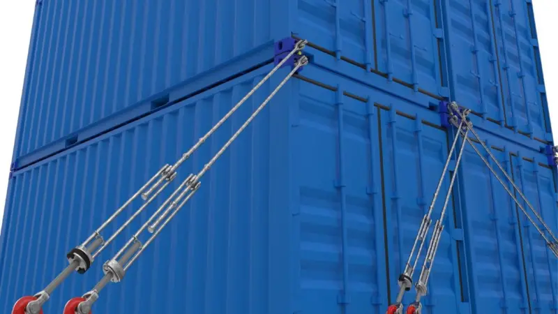 Balanced lashing system on a blue container
