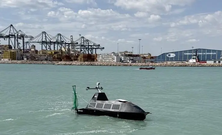 Remote operation of an unmanned surface vessel for maritime rescue
