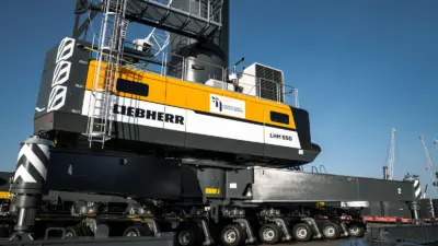 liebherr-lhm-550-patimban-port-1-LQ